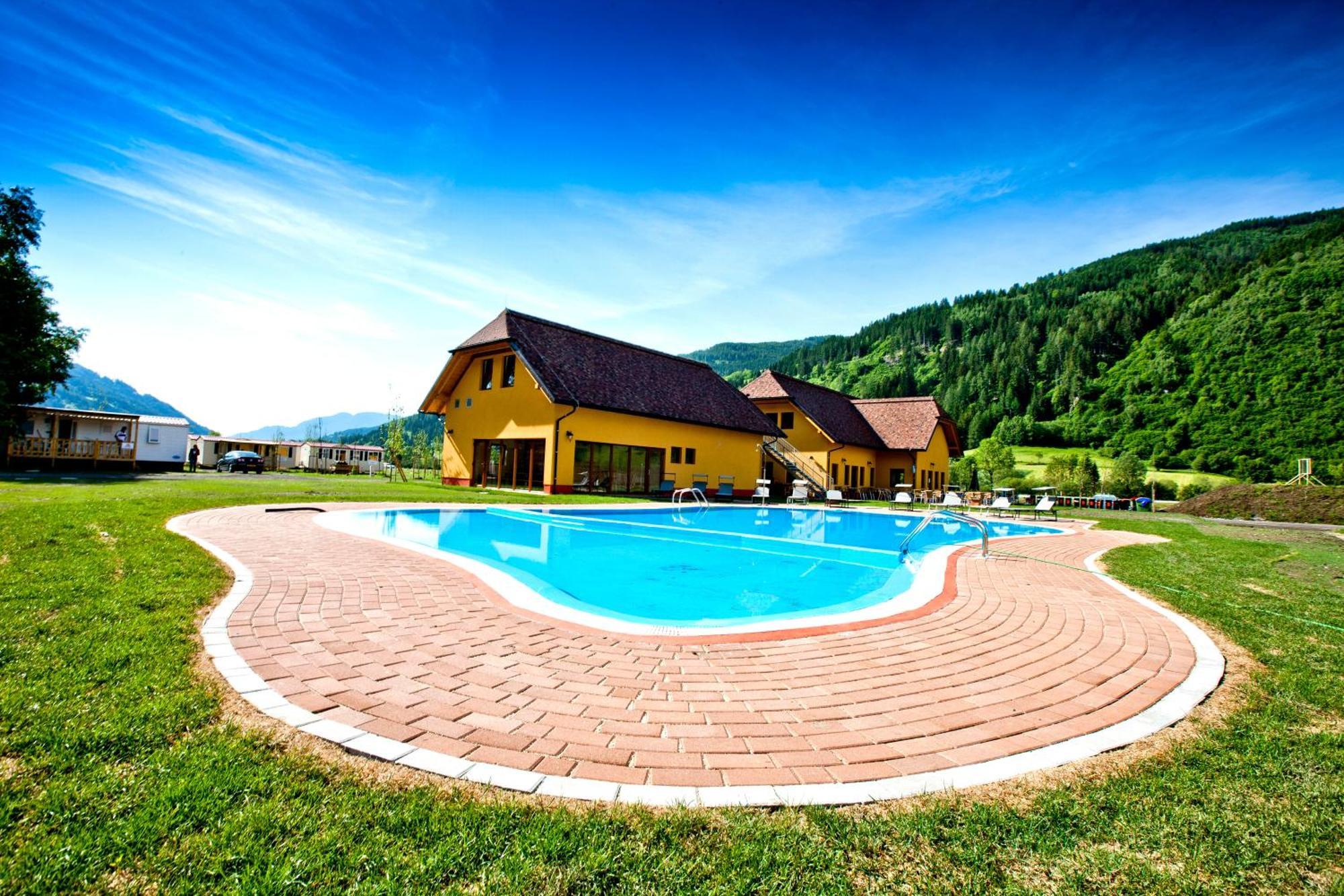 Albatross Mobile Homes On Camping Bella Austria Sankt Peter am Kammersberg 외부 사진