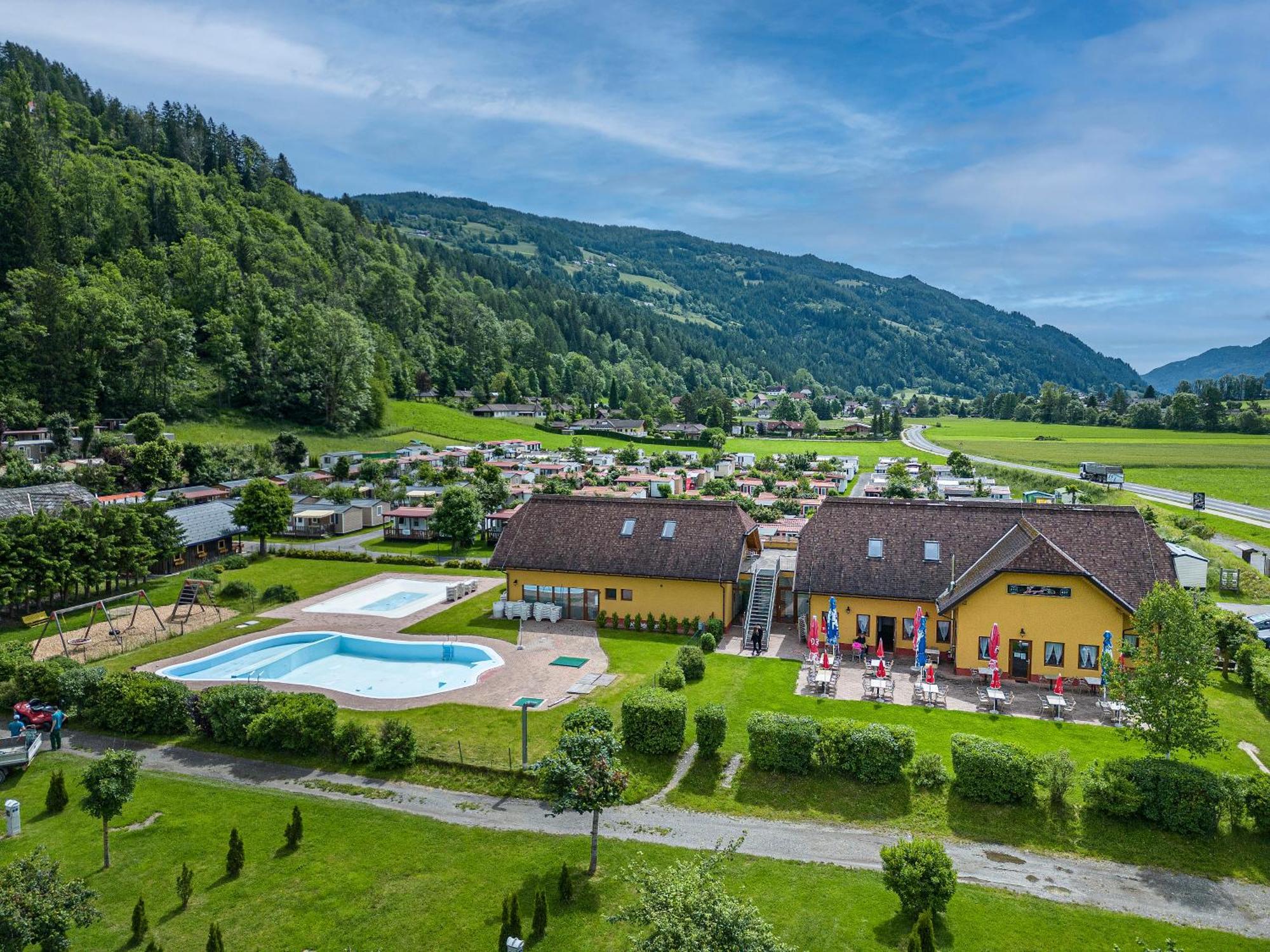 Albatross Mobile Homes On Camping Bella Austria Sankt Peter am Kammersberg 외부 사진
