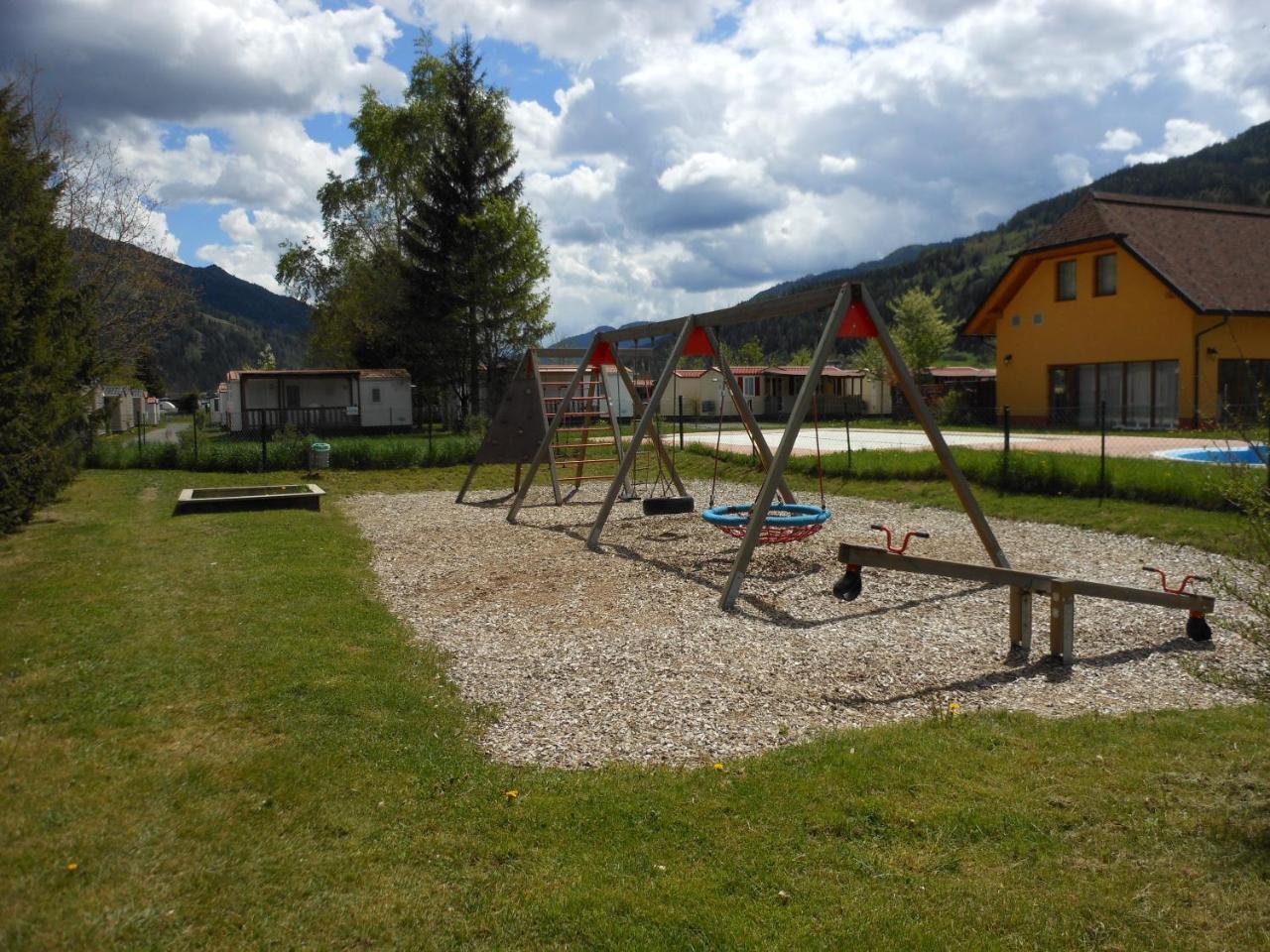 Albatross Mobile Homes On Camping Bella Austria Sankt Peter am Kammersberg 외부 사진